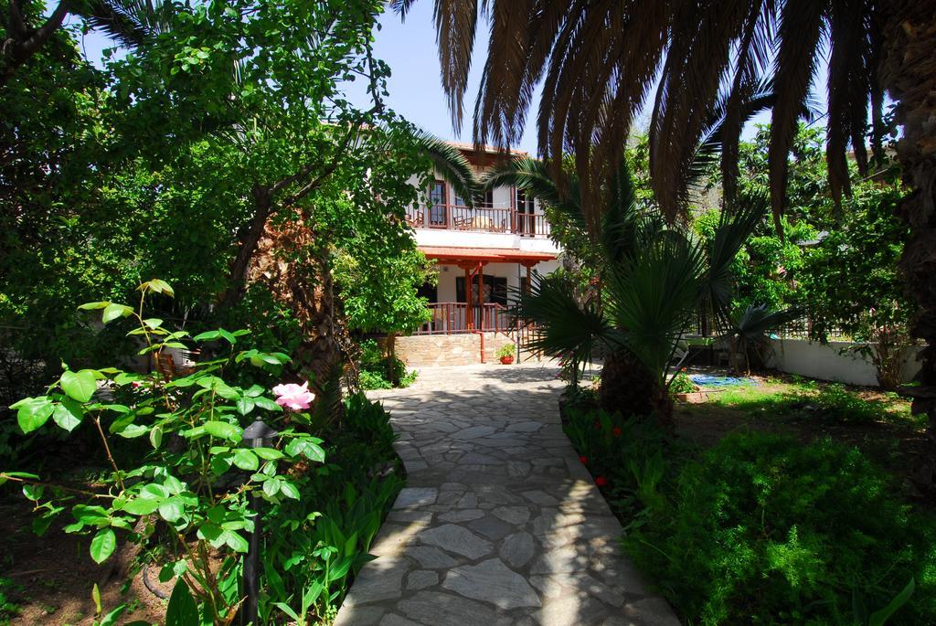 Menelaos Apartments Lefokastro Extérieur photo
