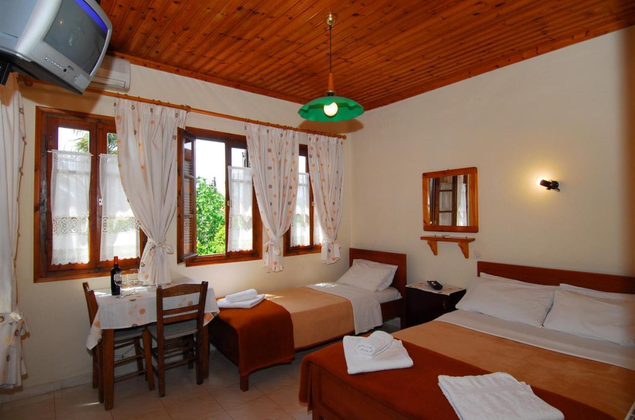Menelaos Apartments Lefokastro Extérieur photo